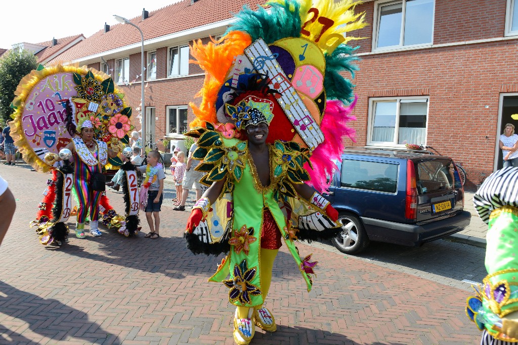 ../Images/Zomercarnaval Noordwijkerhout 2016 105.jpg